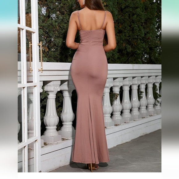 NWOT Parthea ruched bodycon maxi dress - Picture 13 of 14